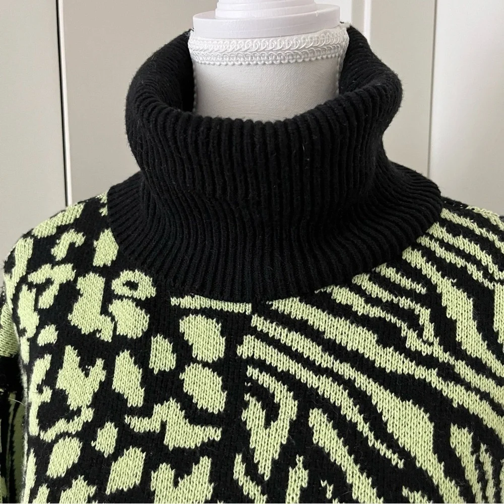 ZARA Chunky Mod Turtleneck Sweater – Leopard Zebra Print, Chartreuse, Size M - Picture 8 of 16